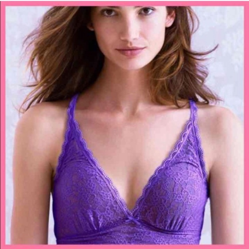 •Victoria’s Secret• Lace Racerback bralette
